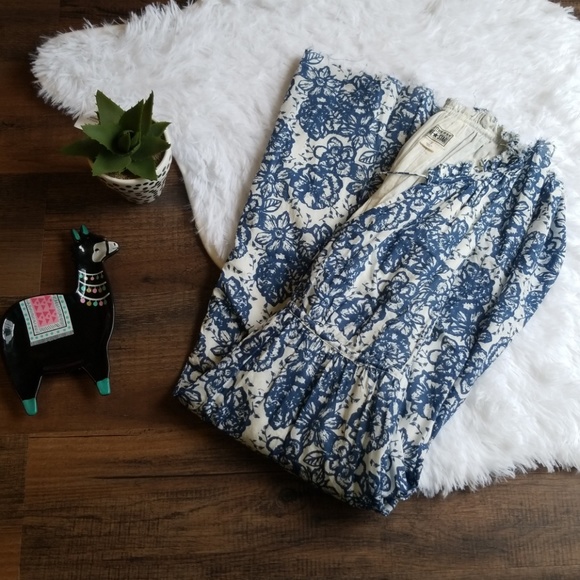 Converse Dresses & Skirts - · Converse One Star Blue Floral Lace Up Dress ·